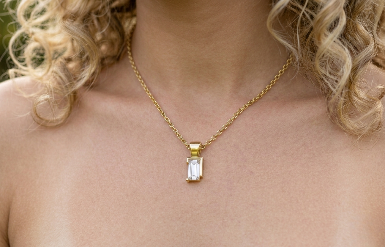 Touche's Semis Baguette Pendant